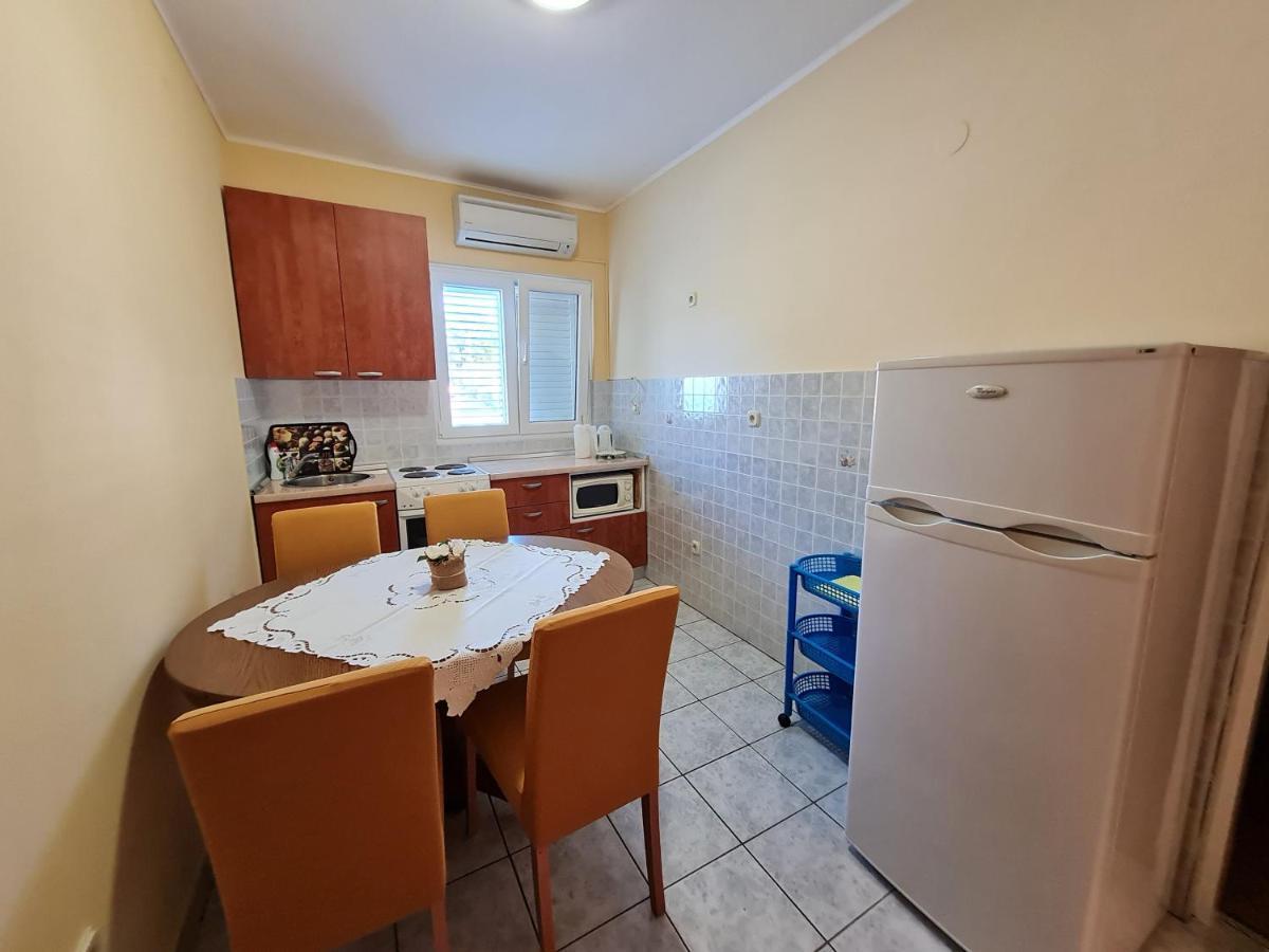 Apartments Nada Mundanije Luaran gambar