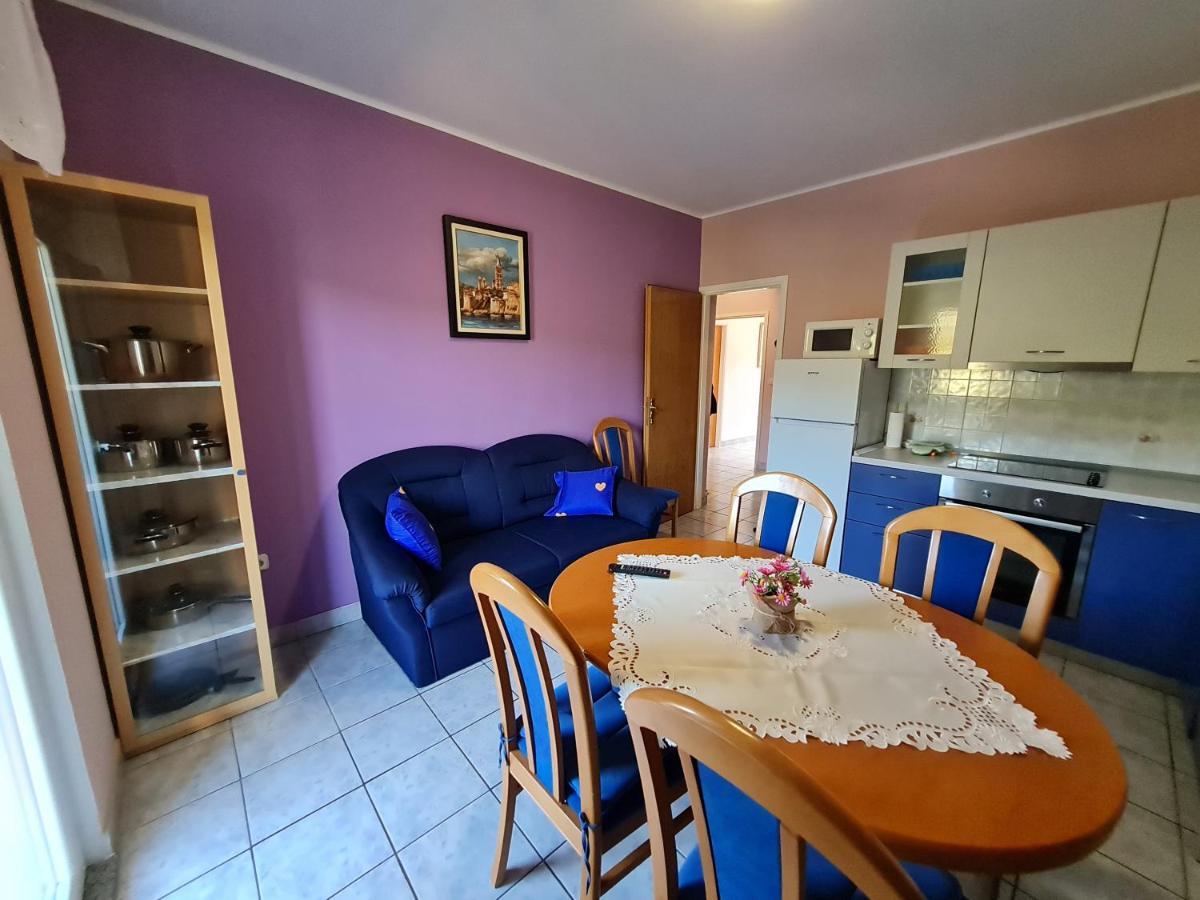 Apartments Nada Mundanije Luaran gambar
