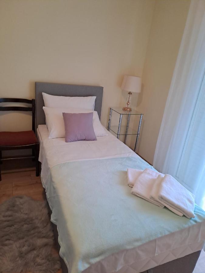 Apartments Nada Mundanije Luaran gambar